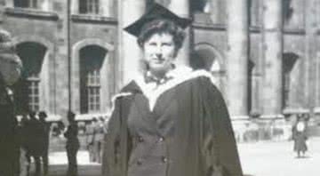 Ann Mitchell na Universidade de Oxford em 1943 - Divulgação