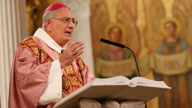 O bispo Nicholas DiMarzio, acusado de abuso sexual por dois homens - Divulgação