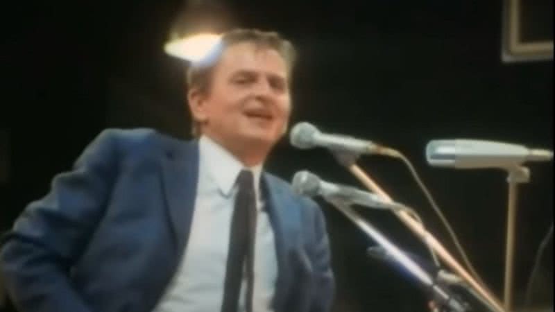 Olof Palme durante discurso - Divulgação / Youtube / Martin Tunström