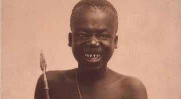 Ota Benga, do povo Mbuti - Wikimedia Commons
