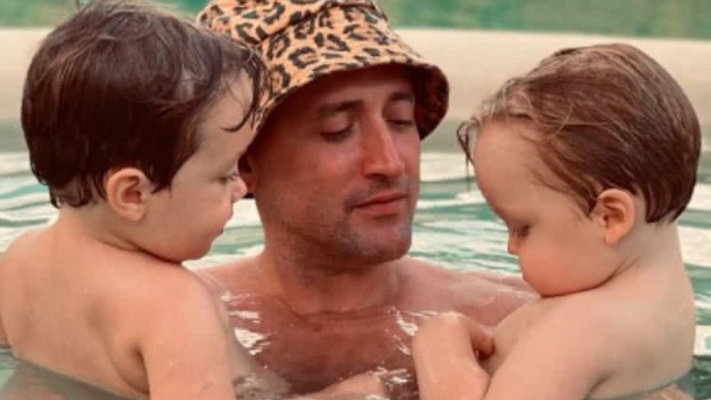 Paulo Gustavo ao lado de seus filhos, Romeu e Gael - Divulgação/Instagram/Paulogustavo31