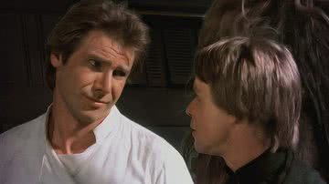 Han Solo (Harrison Ford) ao lado de Luke Skywalker (Mark Hammil) - Reprodução