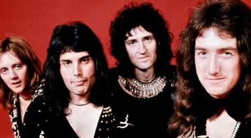 Membros do Queen reunidos em sessão de fotos - Divulgação