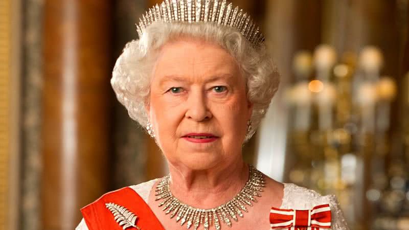 Fotografia oficial de Elizabeth II - Wikimedia Commons/Palácio de Buckingham