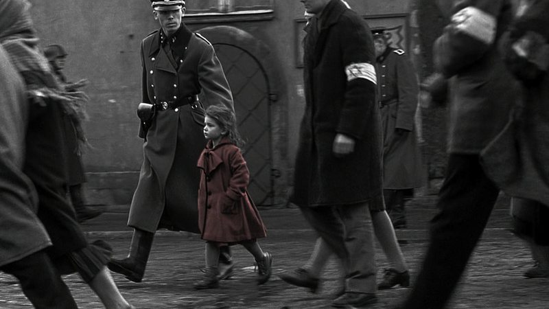 Cena do filme A Lista de Schindler - Divulgação/ Universal