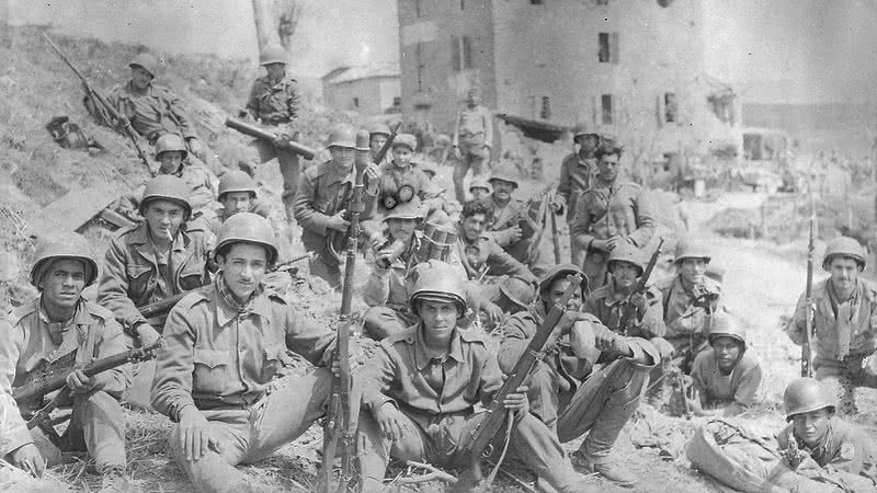 Soldados da FEB na Itália durante a Segunda Guerra
