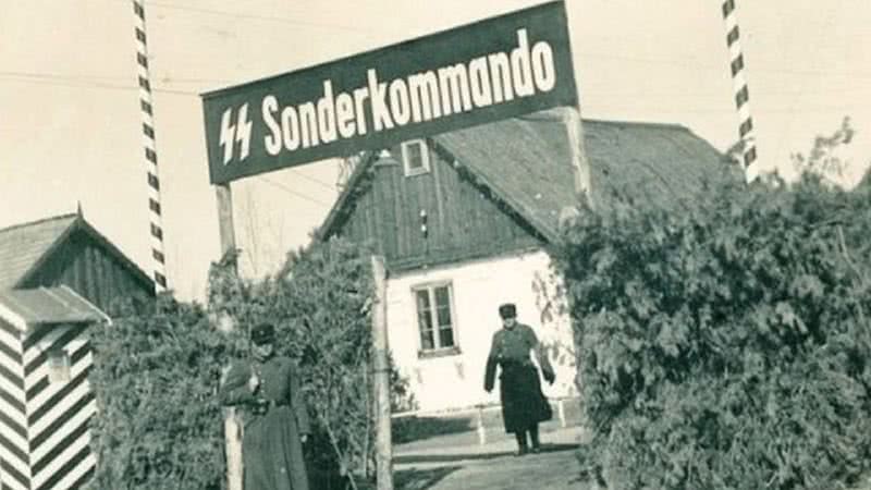 "SS Sonderkommando", portal para unidades especiais no campos de extermínio de Sobibor (na Polônia ocupada pelos nazistas) - Museu Memorial do Holocausto dos Estados Unidos