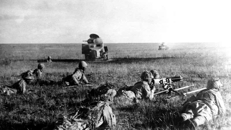 Soldados durante o importante conflito - Wikimedia Commons