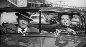 Spencer Tracy e Katharine Hepburn em cena de filme - Wikimedia Commons