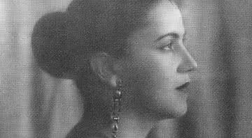 Retrato da pintora brasileira Tarsila do Amaral (1886-1973) - Wikimedia Commons