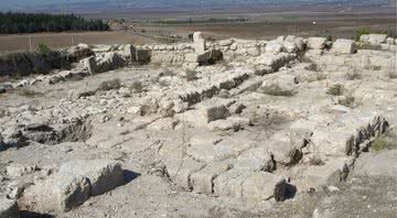 Tell Megiddo, a antiga Armageddon - Wikimedia Commons