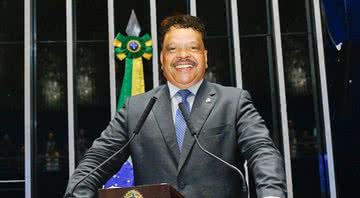 Montagem com Tim Maia no palanque do Senado Federal - Divulgação
