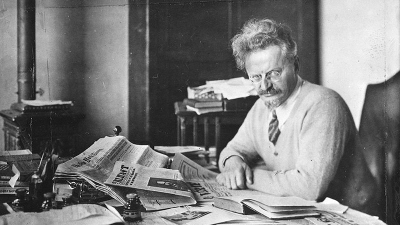 Leon Trotsky durante o seu período de exílio - Arquivo Geral do México