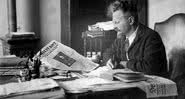 Leon Trotsky, um dos maiores nomes da Revolução Russa, em seu escritório durante o exílio - Arquivo Geral do México