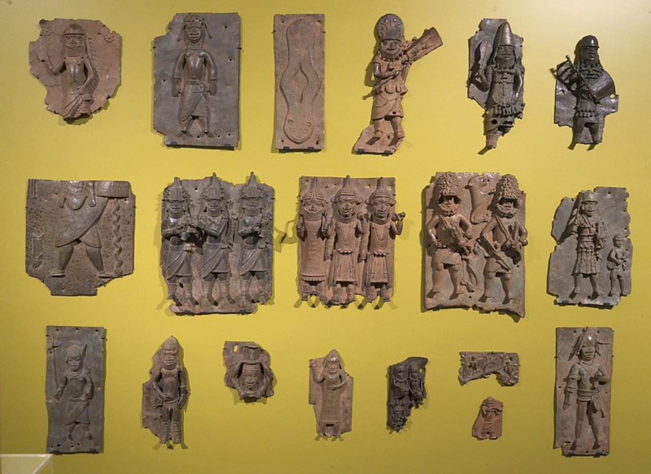 Coleção de alguns 'Bronzes de Benin'