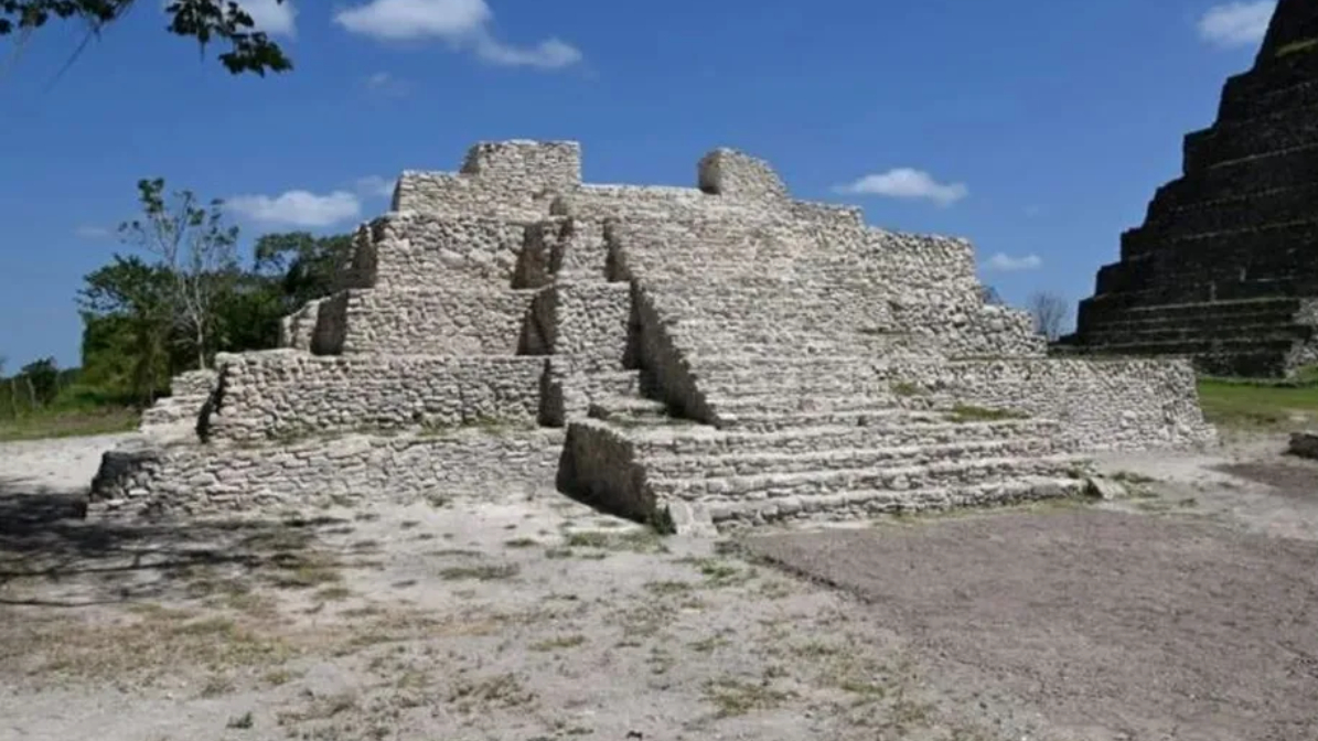 Pirâmide-templo da Zona Arqueológica de Moral-Reforma, onde ocorreram os achados
