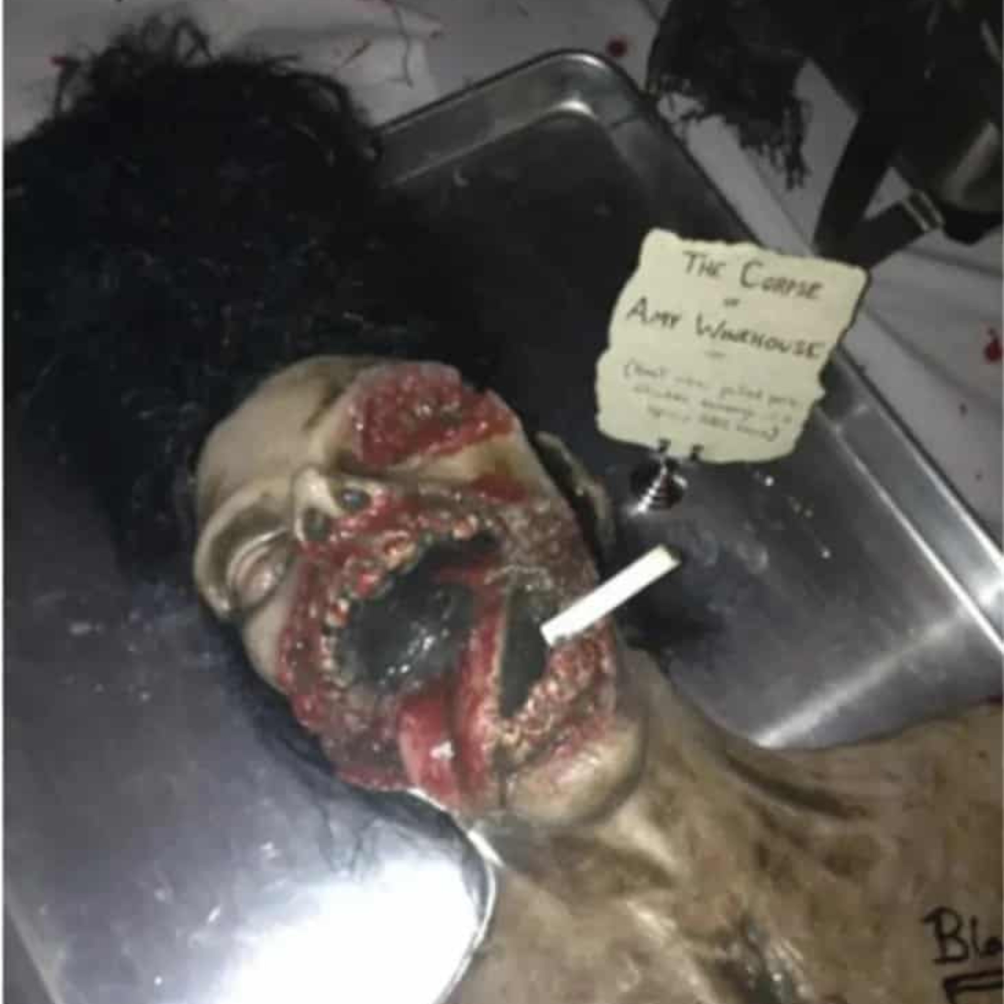Bolo 'cadáver de Amy Winehouse'