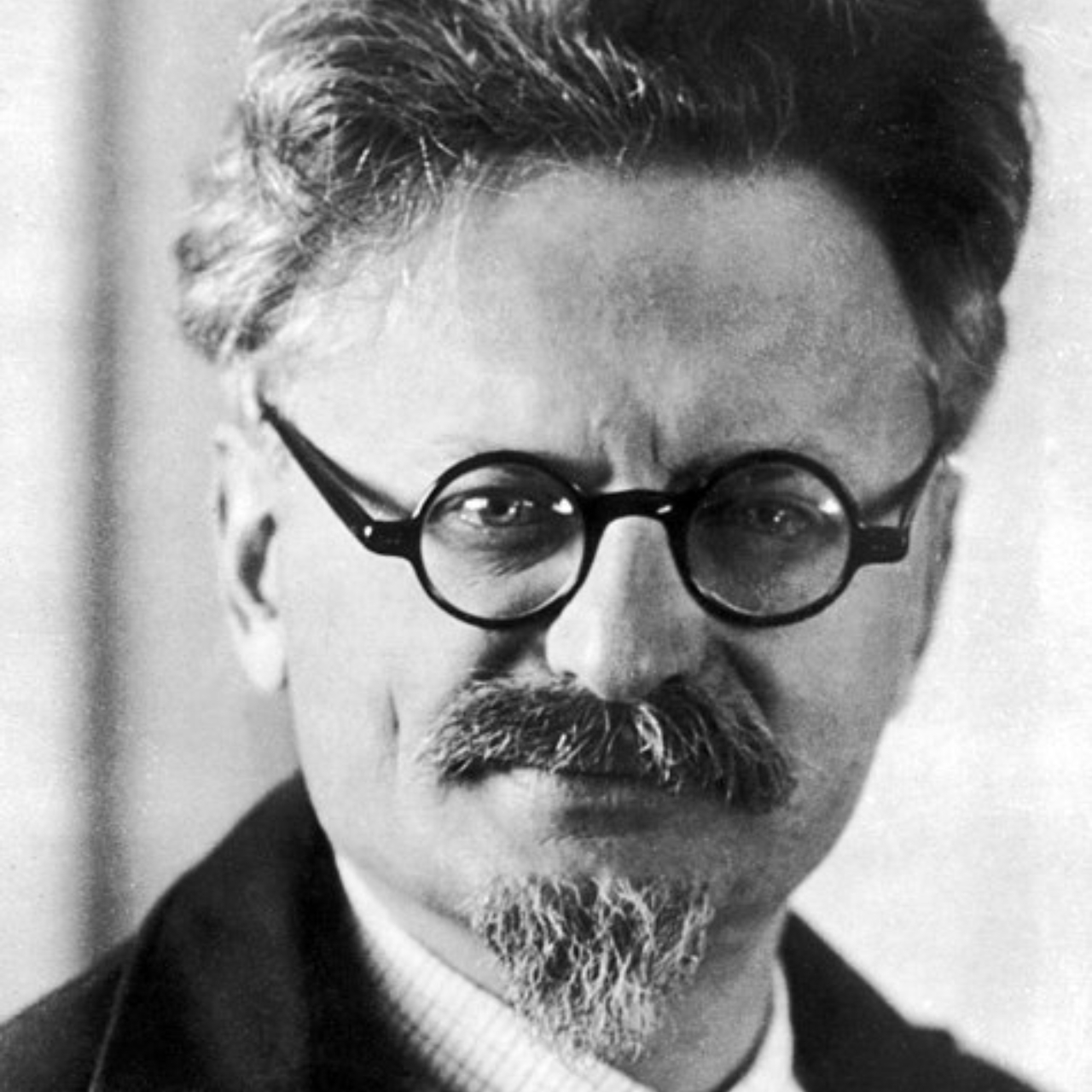 Fotografia antiga de Leon Trotsky