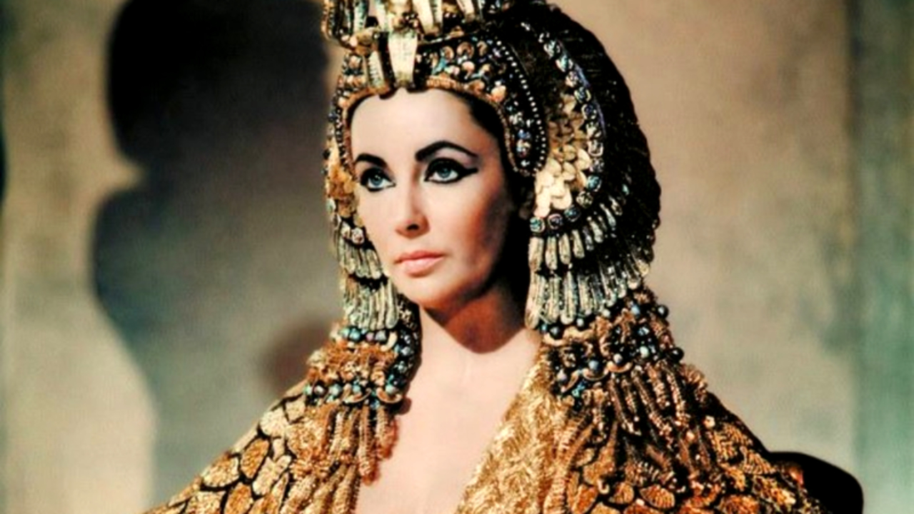 Elizabeth Taylor em 'Cleópatra' (1963)