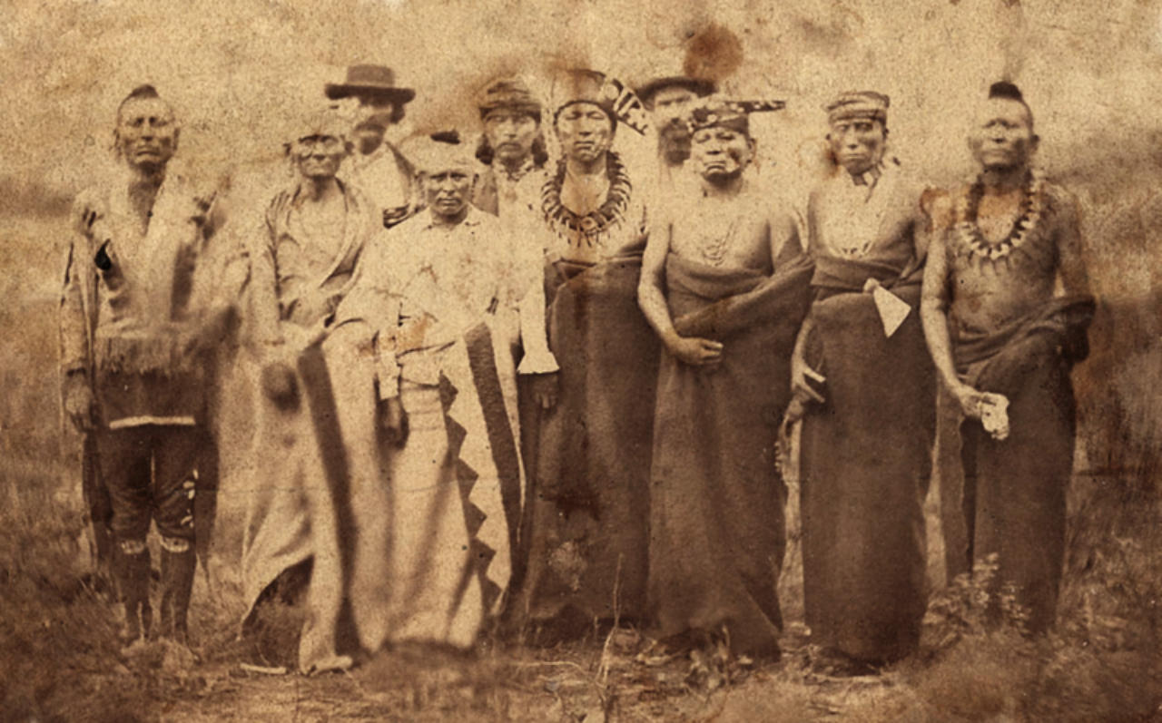 Antiga fotografia de alguns membros da nação Osage