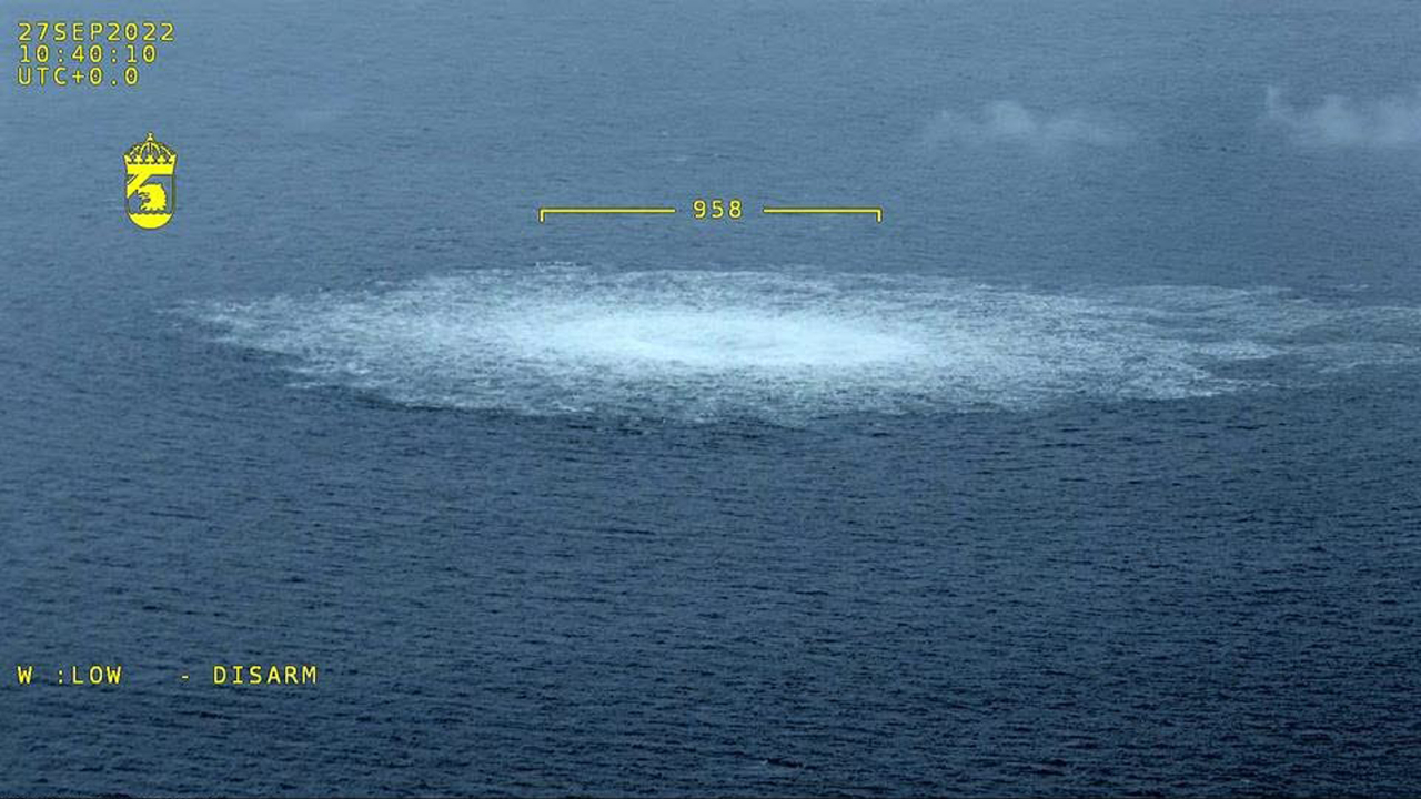 Vazamento de gás no mar Báltico, após ataque a gasoduto russo