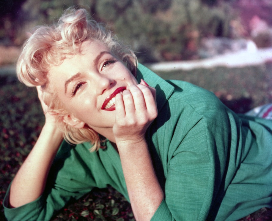 Desalinhando Marilyn Monroe: muito mais do que um símbolo sexual
