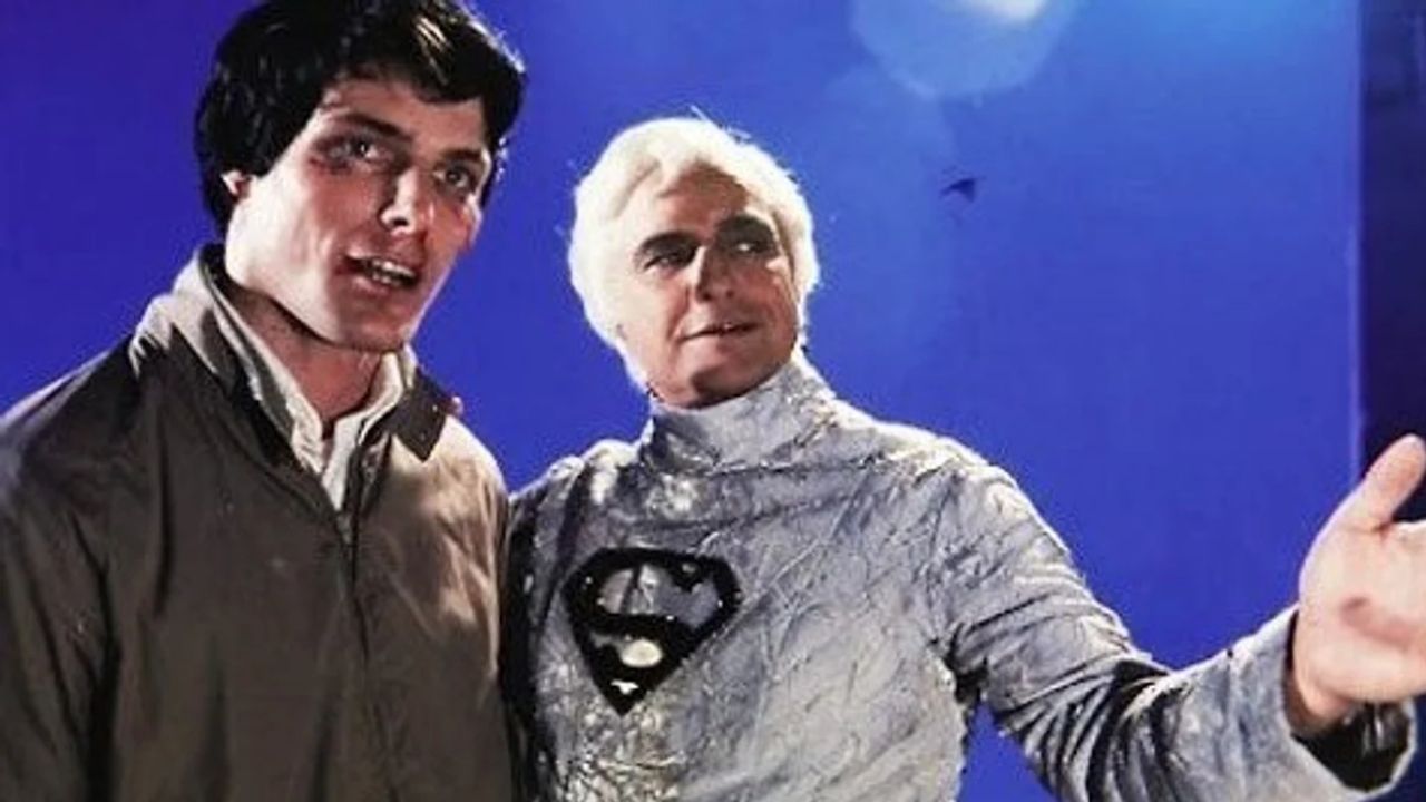 Christopher Reeve x Marlon Brando: a briga financeira que movimentou os  bastidores de Superman