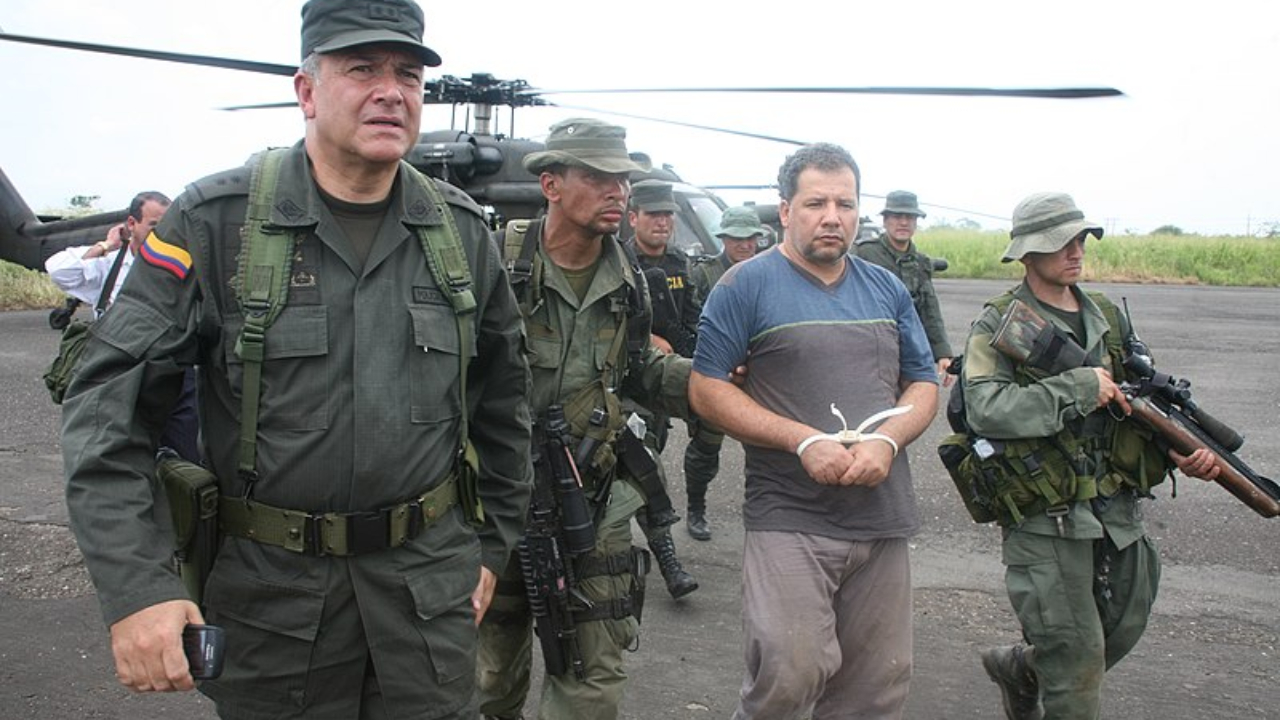 Fotografia do momento de captura de Don Mario, narcoterrorista colombiano