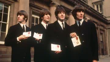 Beatles recebendo título de membro da 'Excelentíssima Ordem do Império Britânico' - Getty Images